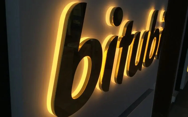 四川广告公司户外广告不同  产品好色先生TV下载安装不同