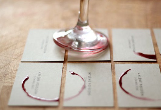 什么样的公司名片好色先生TV下载安装，才不会被人直接扔掉？