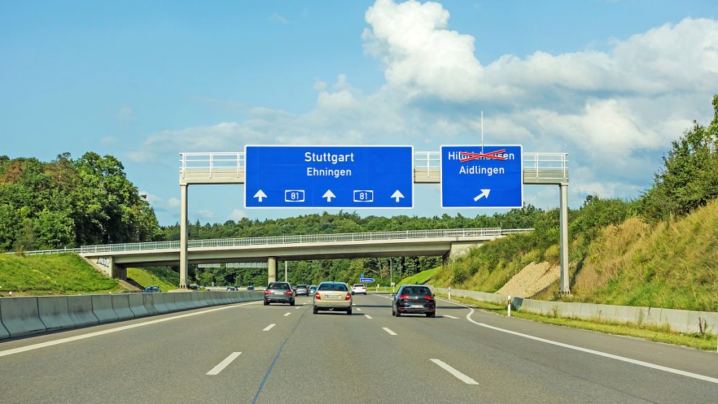 四川广告好色先生TV下载安装标牌的几大要求