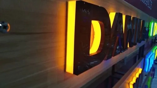 市面上流行的四川广告公司发光字有哪些？