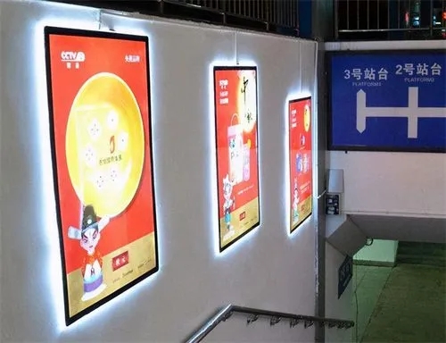 四川好色先生TV下载APP广告制作磁吸灯箱流程与优势