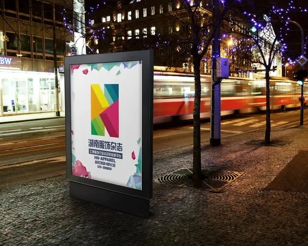 四川广告好色先生TV下载安装的广告灯箱是什么